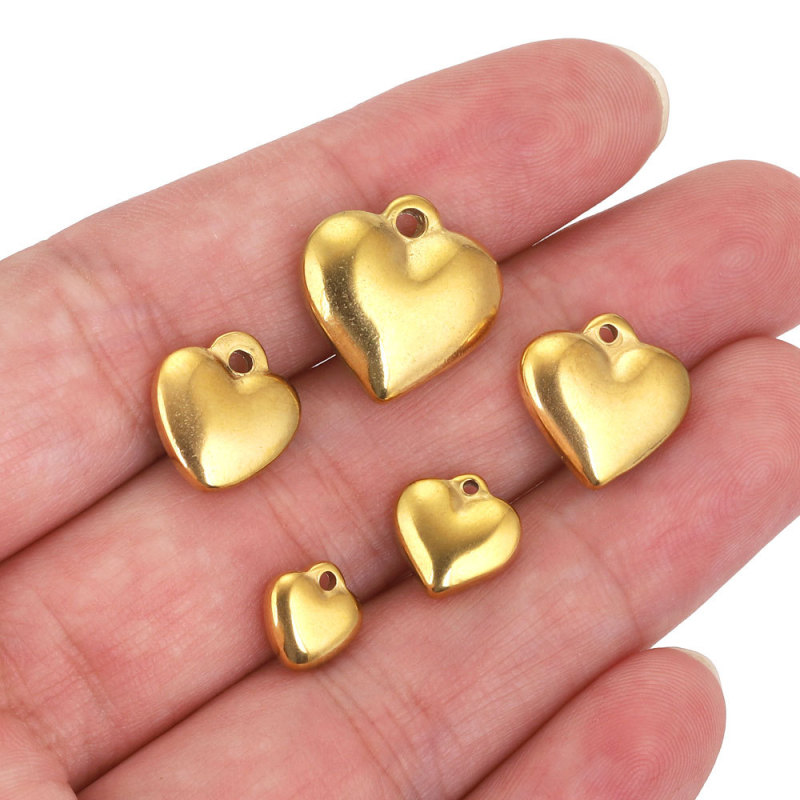 Stainless Steel Heart Pendant Solid Necklace Peach Heart Pendant Titanium Steel Gold Jewelry Accessories Wholesale
