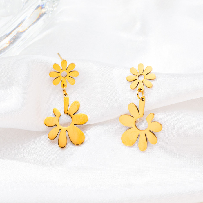 Stainless Steel Earrings Sweet Cute Cartoon Flowers Girls Pendants Charms Fashion Earrings For Women Jewelry Everyday Wear Gifts