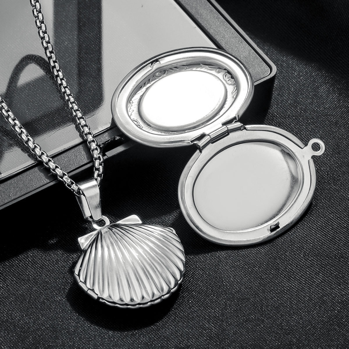 Stainless Steel Oval Phase Box Pendant Vintage Relief Pattern Pendant Diy Creative Necklace Accessories 216045096477