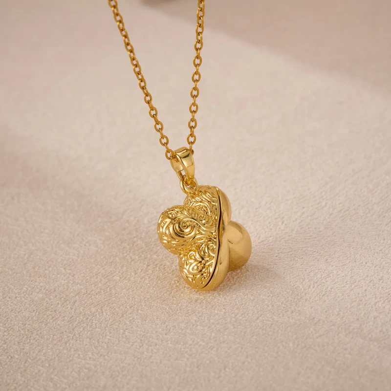 Classic Refined Chic Hypoallergenic 18K Gold Stainless Steel Necklace with Adjustable Chain Daily