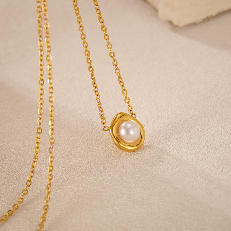 Classic Refined Chic Hypoallergenic 18K Gold Stainless Steel Necklace with Adjustable Chain Daily