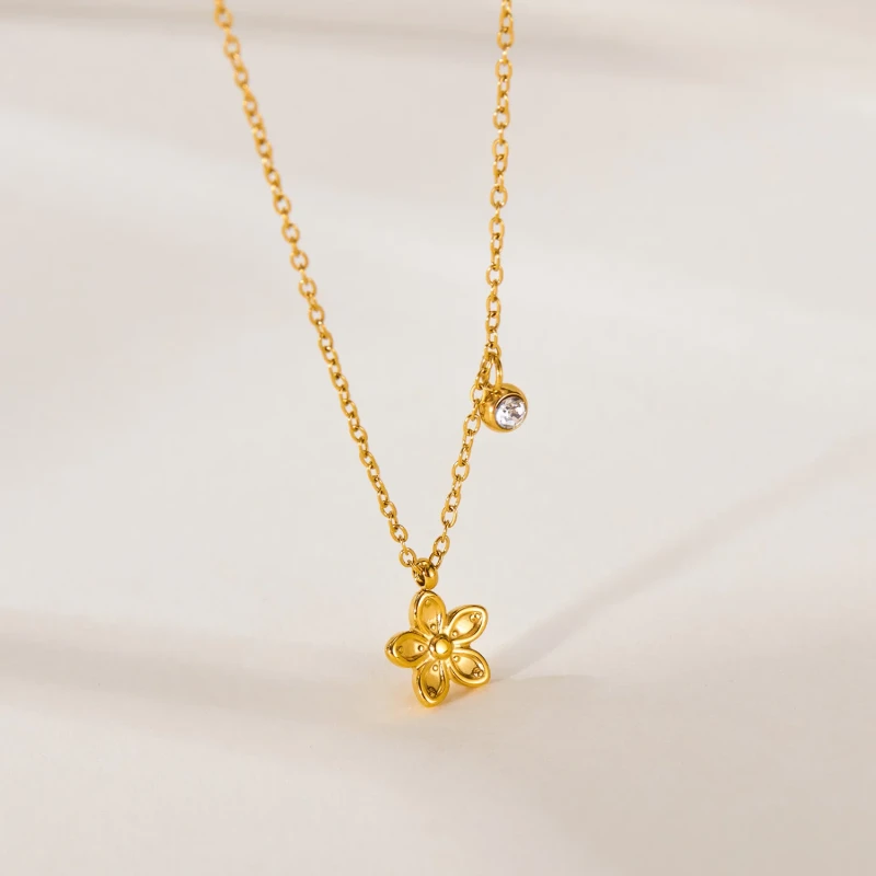 Classic Refined Chic Hypoallergenic 18K Gold Stainless Steel Necklace with Adjustable Chain Daily