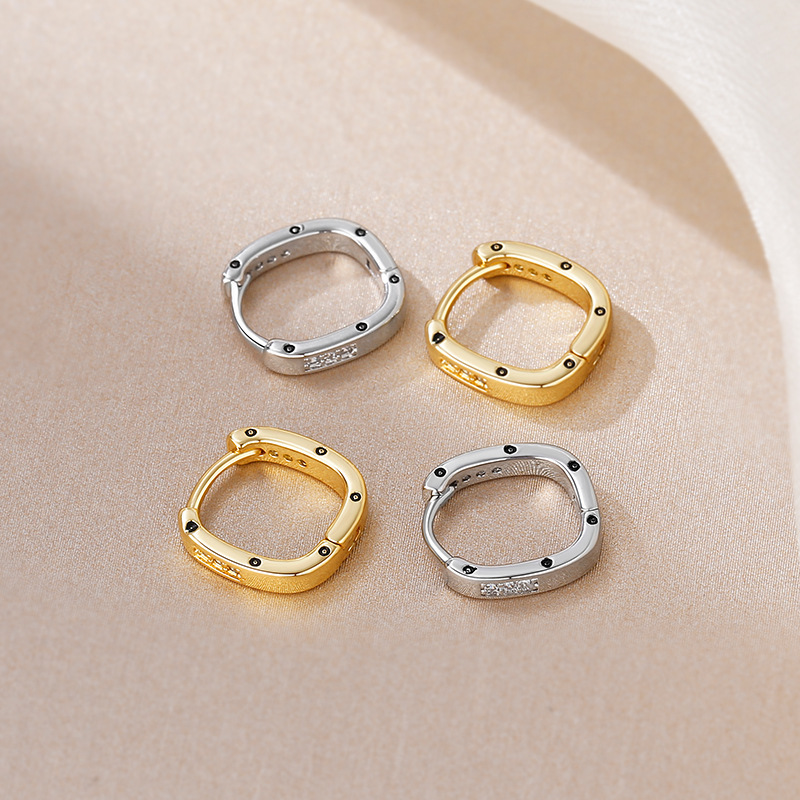 Geometric Hoop Earrings for Women Funny Zircon Ins Hip Hop Ear Buckle Bestie Party Luxury Jewelry