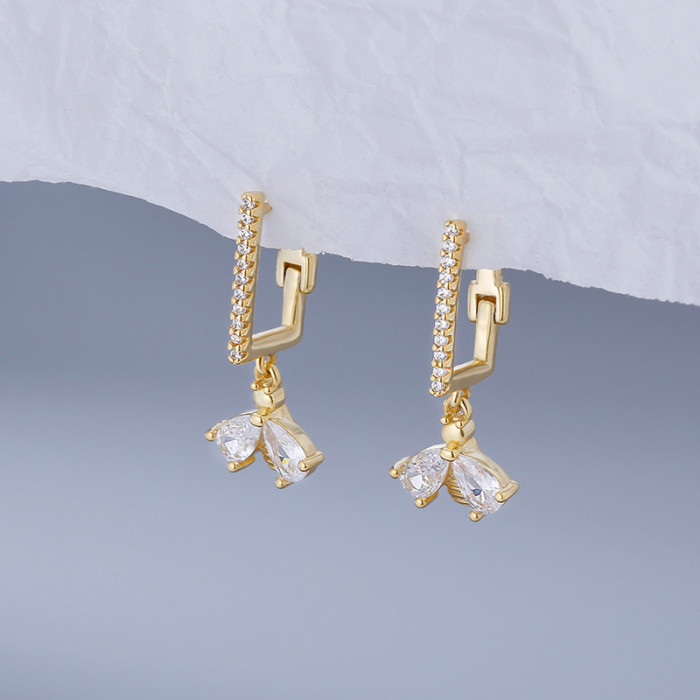 Chic Fashion Sweet Zircon Small Hoop Earrings for Women Fine Jewelry Gift