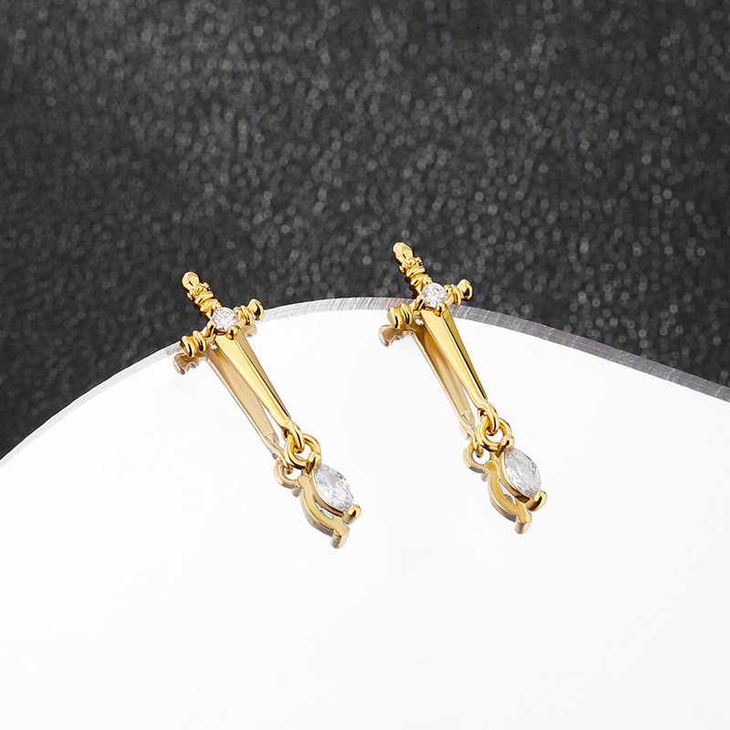 Chic Gold Plated Water Drop Zircon Sword Earrings New Fashionable and High-end Feeling Niche Earrings for Women