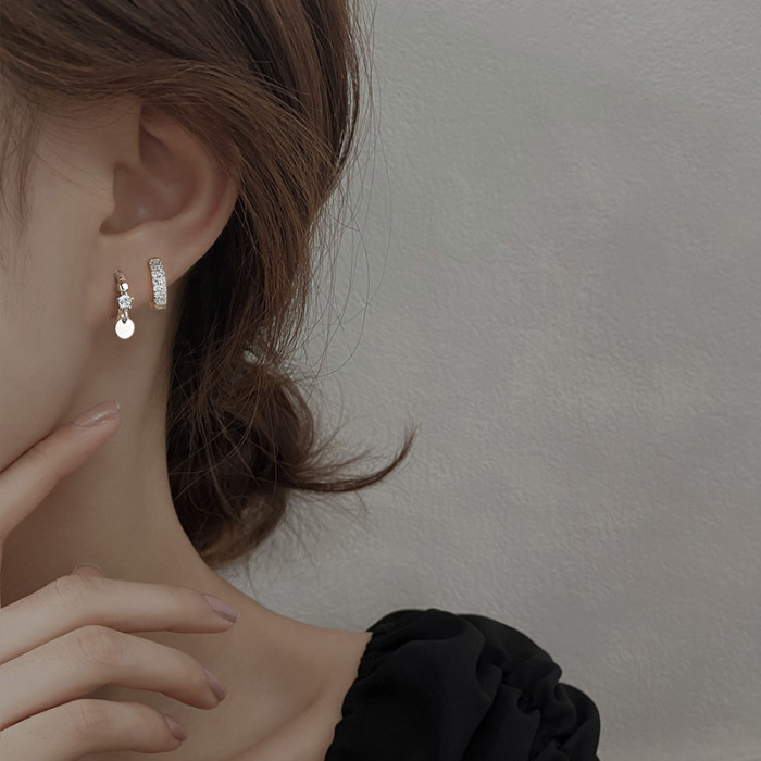 Chic Needle Minimalist Small Ball Pendant Hoop Earrings for Women Premium Gold Earrings Wedding Luxury Jewelry