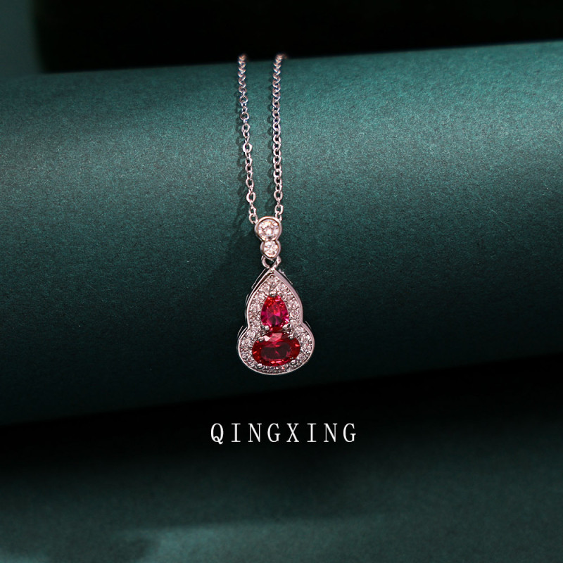 New Chinese style fashion high-end ruby ​​colored glove full diamond hoist necklace clavicle chain exquisite niche design