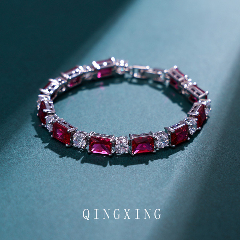 Light luxury fashion cross-border synthetic red sapphire single row full diamond bracelet high-end pigeon blood-red square diamond handpiece
