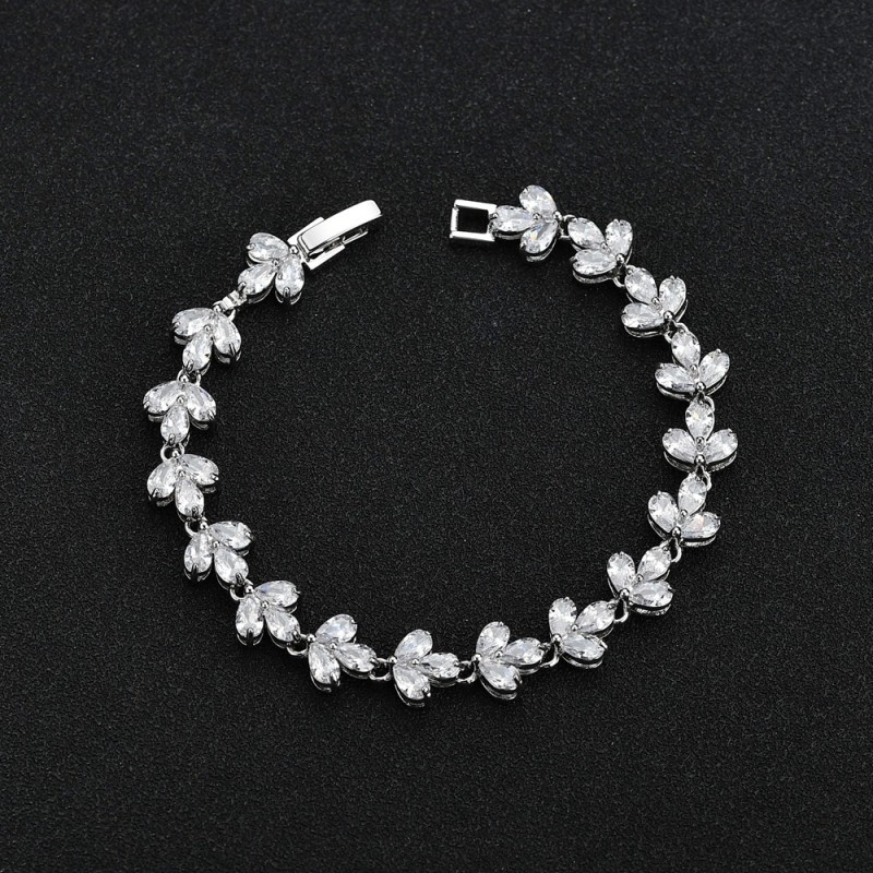 Three-leaf water drop inlay bracelet AAA zircon inlay bracelet natural versatile fashion handpiece manufacturer direct sales bracelet