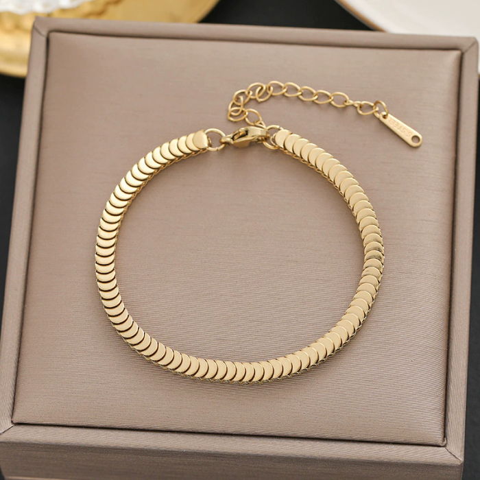 100 styles of bracelets in Europe and America 18k gold color non-disappearing titanium steel women's simple and versatile ins personalized fashion jewelry