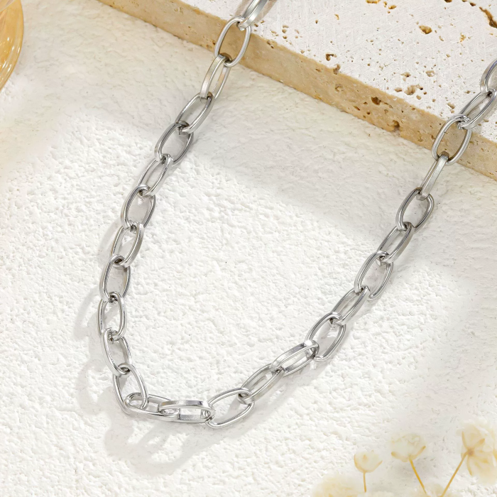 Cross-border Ins wind titanium steel Cuba chain necklace men and women jewelry 18K gold vacuum electroplating simple cross chain necklace