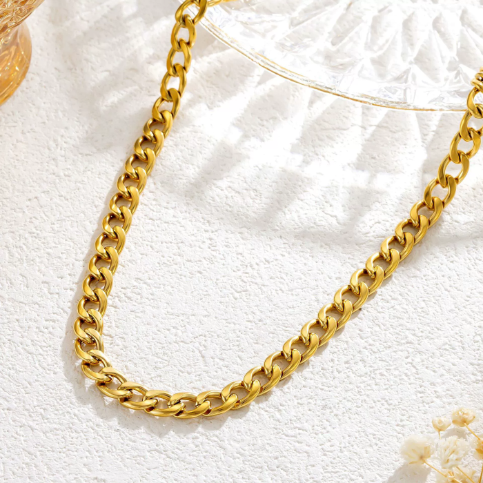 European and American cross-border thick twist Miami Cuban chain necklace 18K gold-plated stainless steel necklace men's women's hip-hop chain