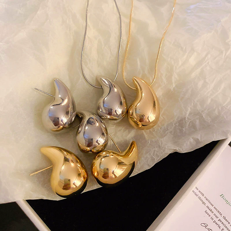 Popular stainless steel high-end water drop necklace without fading 18K gold earrings titanium steel earrings for women