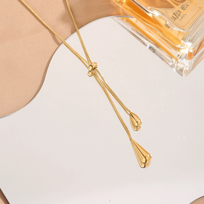 European and American cross-border light luxury tassel necklace earring jewelry set fashion high-end titanium steel jewelry set wholesale