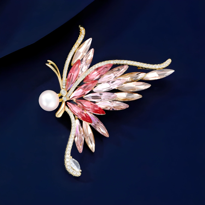 Crystal Butterfly Brooch Women's Temperament Versatile Boss Bride Niche Design Pin Atmospheric Anti-Exposed Buckle Suit Accessories