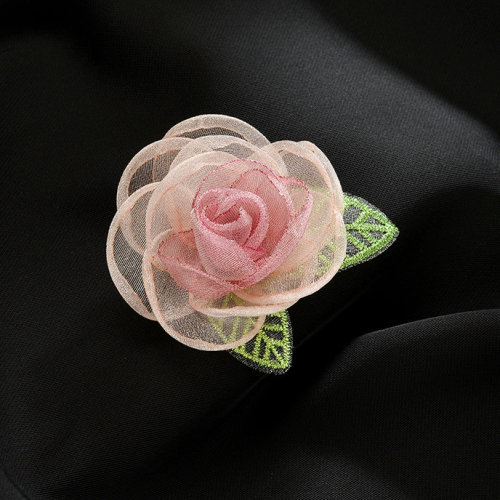 Fashionable fabric camellia brooch temperament design niche three-dimensional simulation flower pin elegant clothing accessories