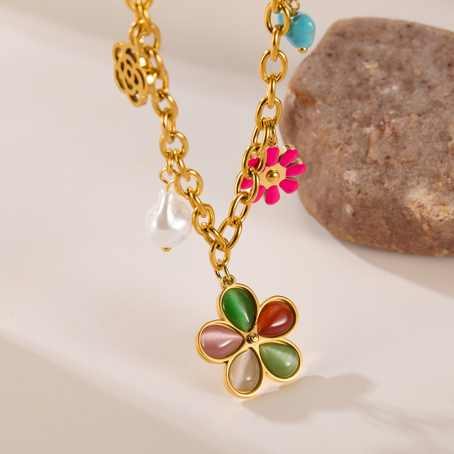 New Arrival 316l Stainless Steel Butterfly Five Colored Flower Pendant Necklace Temperament Women Non-fading Neck Chain3