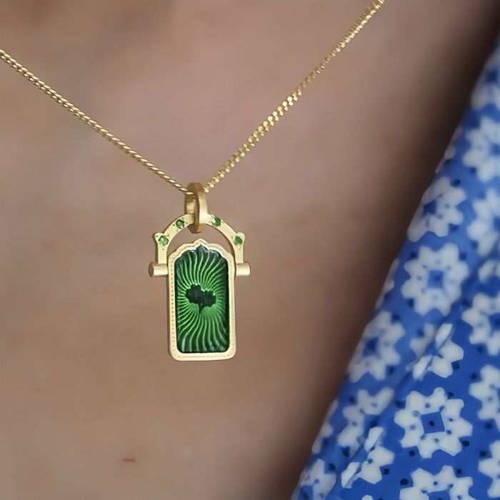 Trendy Shakeable Tarot Card Necklace Stainless Steel Colorful Lucky Guardian Heart Pendant Necklace Women Jewelry