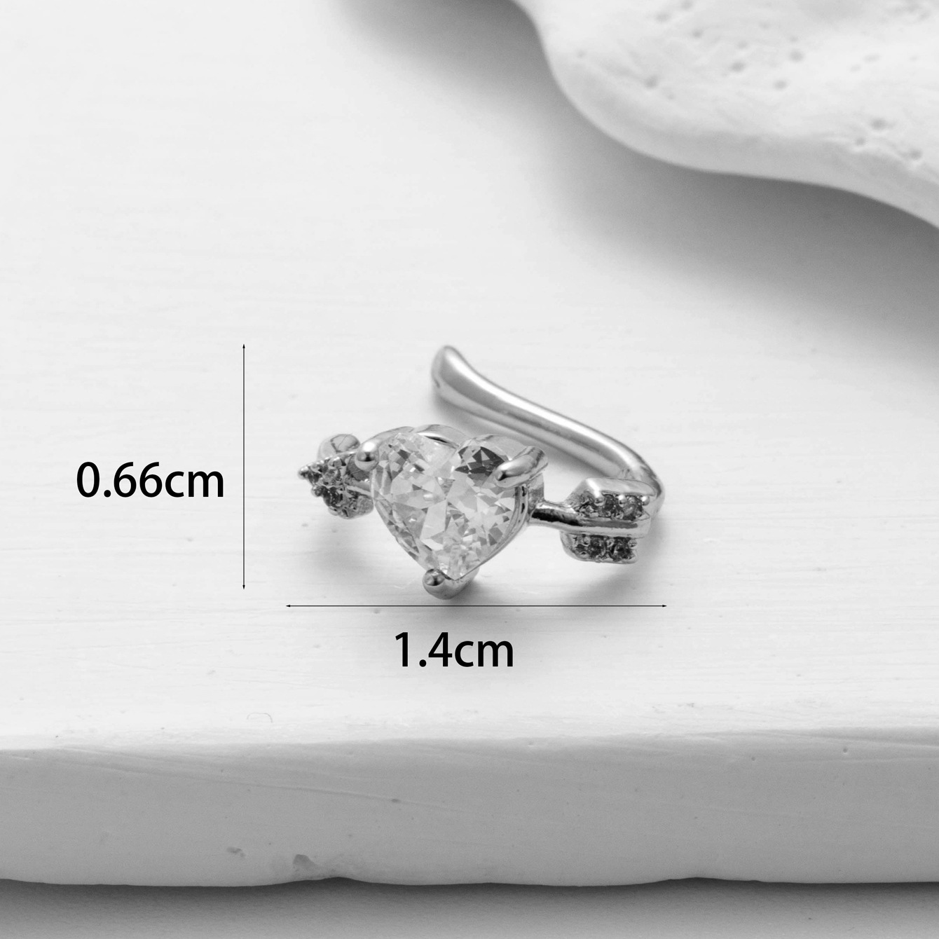 1PC Fake Piercing Ear Clip Stainless Steel Zircon Butterfly Earrings Cuffs Ring Cartilage Conch Fake Jewelry 2025 Trending