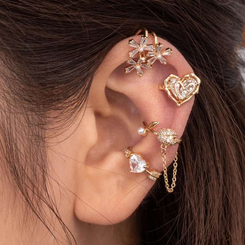 1PC Fake Piercing Ear Clip Stainless Steel Zircon Butterfly Earrings Cuffs Ring Cartilage Conch Fake Jewelry 2025 Trending