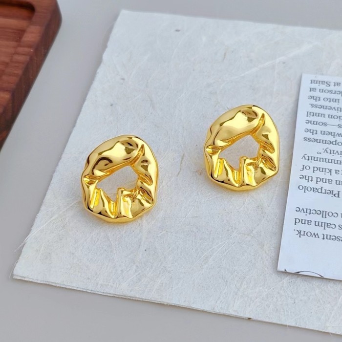 Real Irregular Wrinkled Ellipse Stud Earrings for Women Light Luxury Fine Jewelry Minimalist Accessories