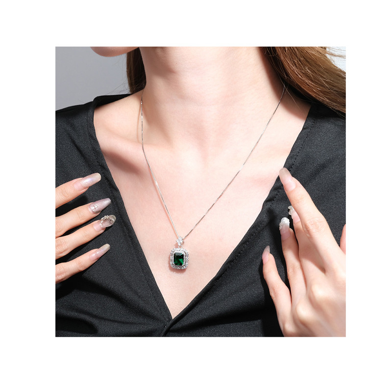 Vintage Square Green Zircon Pendant Necklace for Women Valentines Day Gift