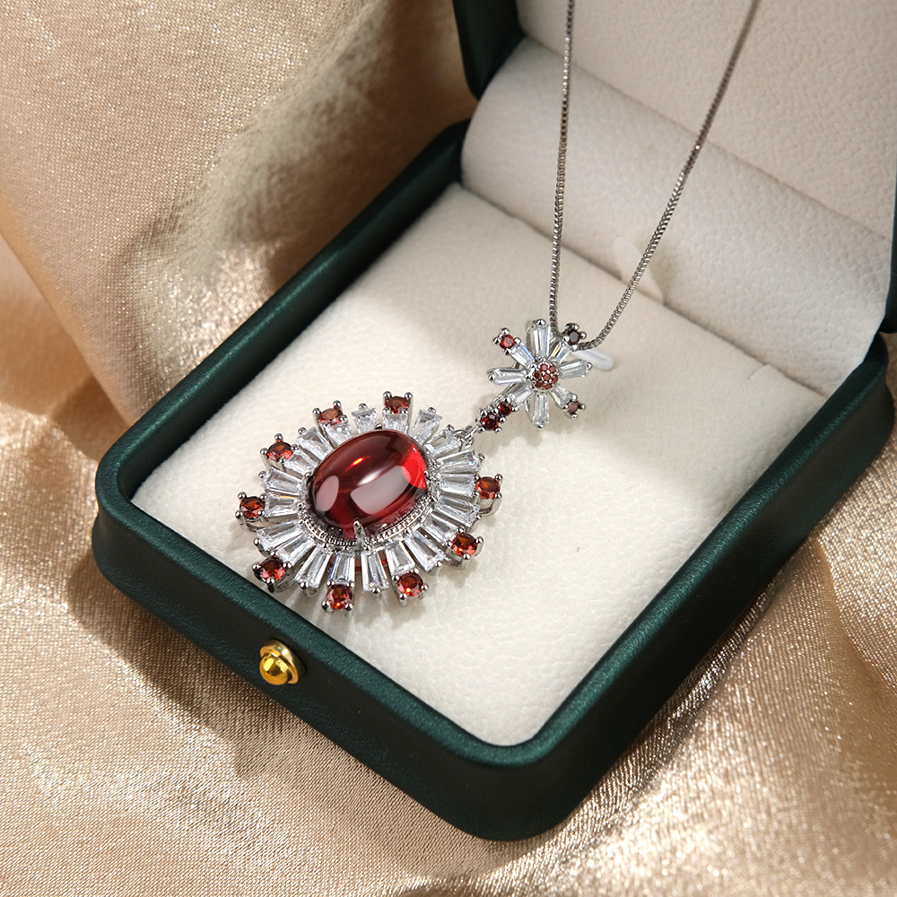 New Luxury High-end Sapphire Zircon Women's Jewelry Necklace Elegant Jewelry Accessories4