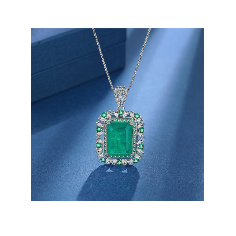 Fine Cutting Pendant Necklace for Women Green Gemstone Jewelry Choker Gift