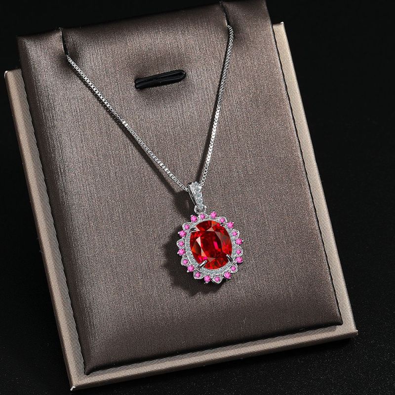 Big Oval Red Natural Garnet Pendant Necklace for Women Fashion Ruby Gemstone Necklace Jewelry Choker