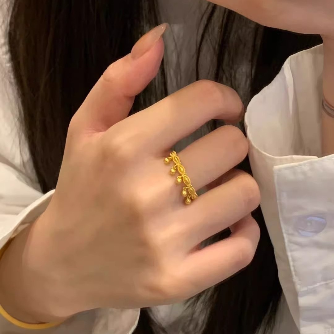 Exquisite Gold Color Ring Small Round Bead Tassel Ring for Women Fashion Jewelry Unique Finger Ring