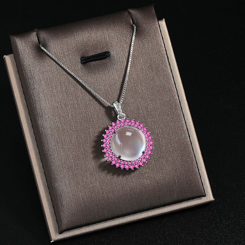 Red Zircon Round White Crystal Women's Jewelry Necklace Simple Light Luxury Designer Women's Jewelry