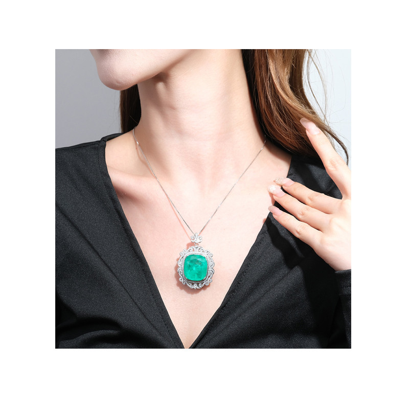 New Gold-Plated Jewelry European and American Style Gemstone Square Pendant Necklace