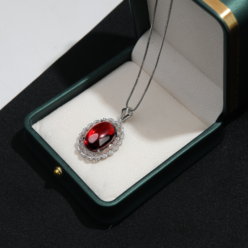 Brilliant Oval Red Garnet Cubic Zirconia Pendant Necklace Anniversary Party Luxury Lady's Necklaces Gift New Jewelry