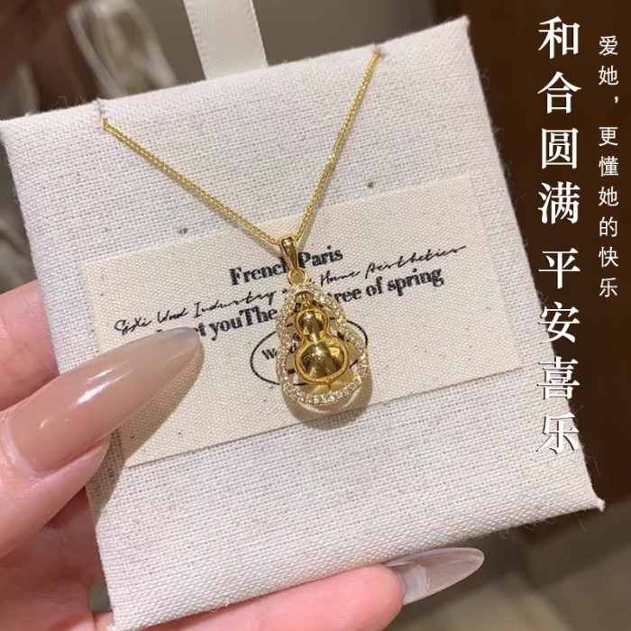 New Fashion Yellow Gold Gourd Female Light Luxury Pendant Pendant Necklace Chinese Jewelry