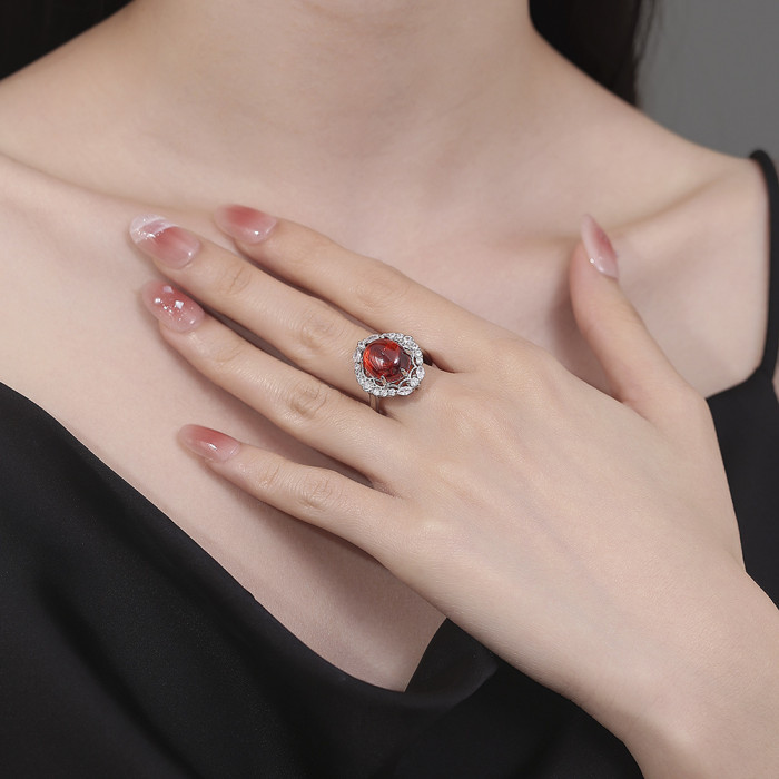 Vintage Ruby High Carbon Stone Gemstone Cocktail Ring for Women Wedding Engagement Jewelry