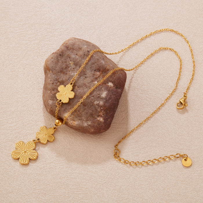 Korean New Titanium Steel Flower Necklace for Women Light Luxury Niche Design Ins Cold Style Stainless Steel Jewelry