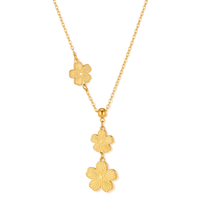 Korean New Titanium Steel Flower Necklace for Women Light Luxury Niche Design Ins Cold Style Stainless Steel Jewelry
