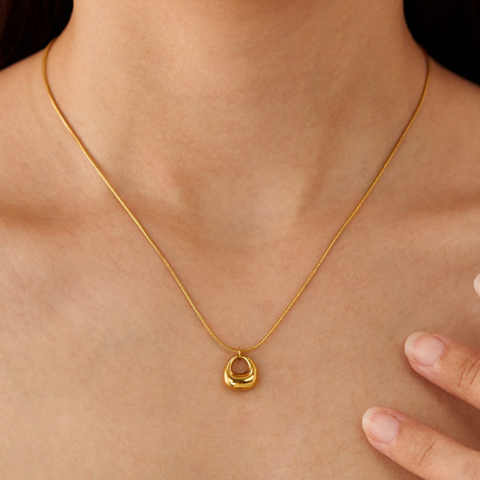 INS Style Titanium Steel Geometric Necklace Women's Jewelry Fashion Commuting Versatile High-end Stainless Steel Jewelry