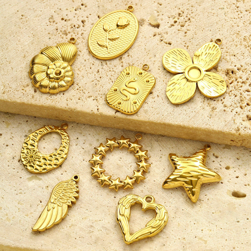 Stainless Steel 18K Real Gold Flower Stars Diy Charms Women Angel Wings Snake Necklace Pendants Rose Jewelry Wholesale