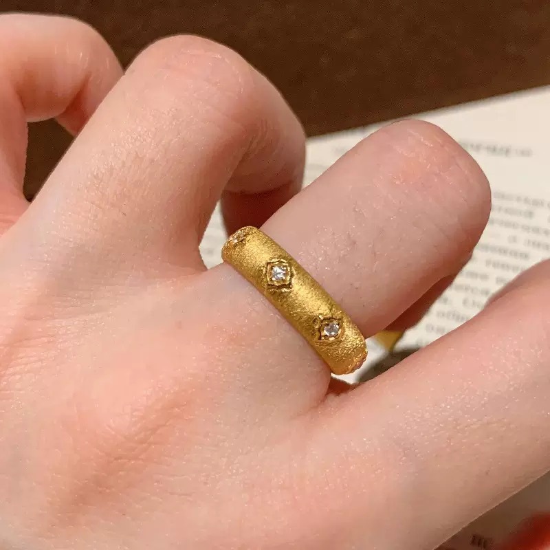 French light luxury retro brushed hexagram diamond ring, medium antique design, high temperament, high color retention index finger ring