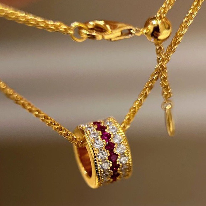 High - end three - row diamond and ruby necklace for women