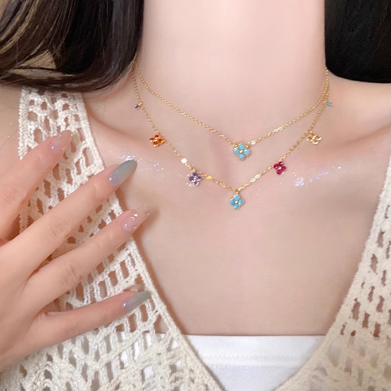 Four-leaf clover necklace for women, light luxury with colored zircon, stylish, high-end, trendy and delicate chain