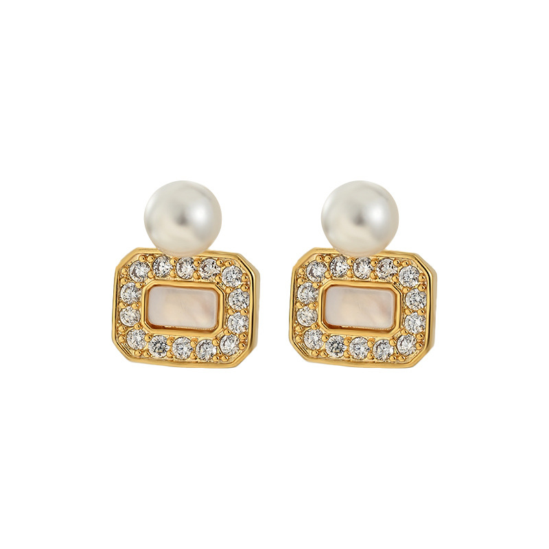 S925 Silver Needle Retro French-style Pearl Stud Earrings for Women, High-end Natural Shell Cubic Sugar Ear Accessories4