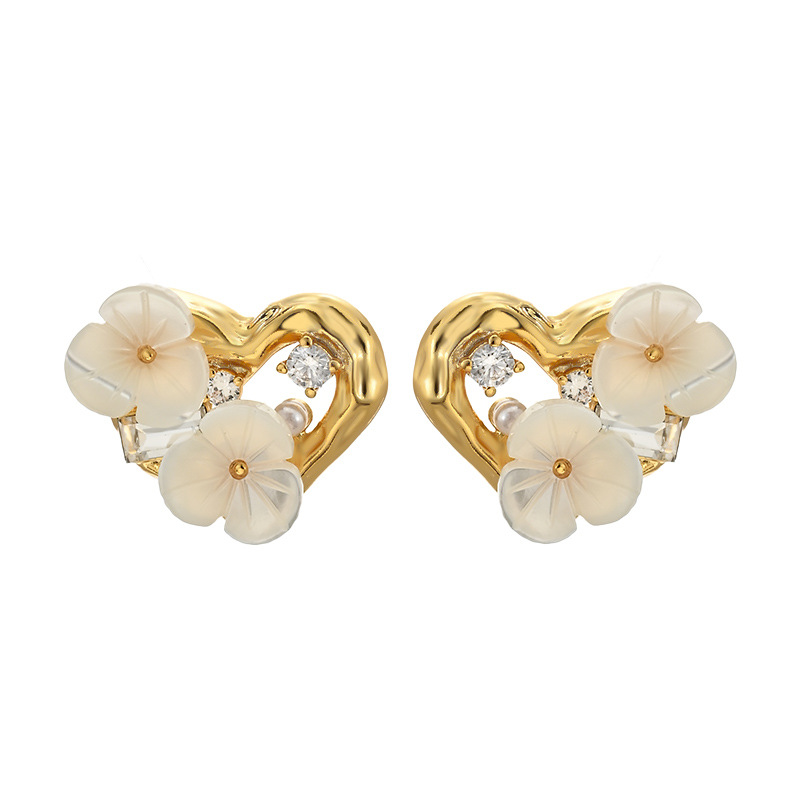 Exquisite small flower and heart - shaped stud earrings, new 2025 style, daily sweet - style ear accessories for wholesale4