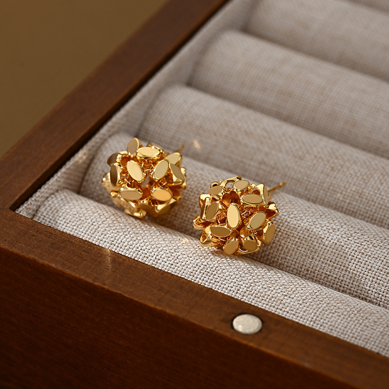 Douyin Live Hot Sale S925 Silver Needle Irregular Small Circle Earrings for Women, Broken Silver 3D High - end and Niche Ear Accessories3