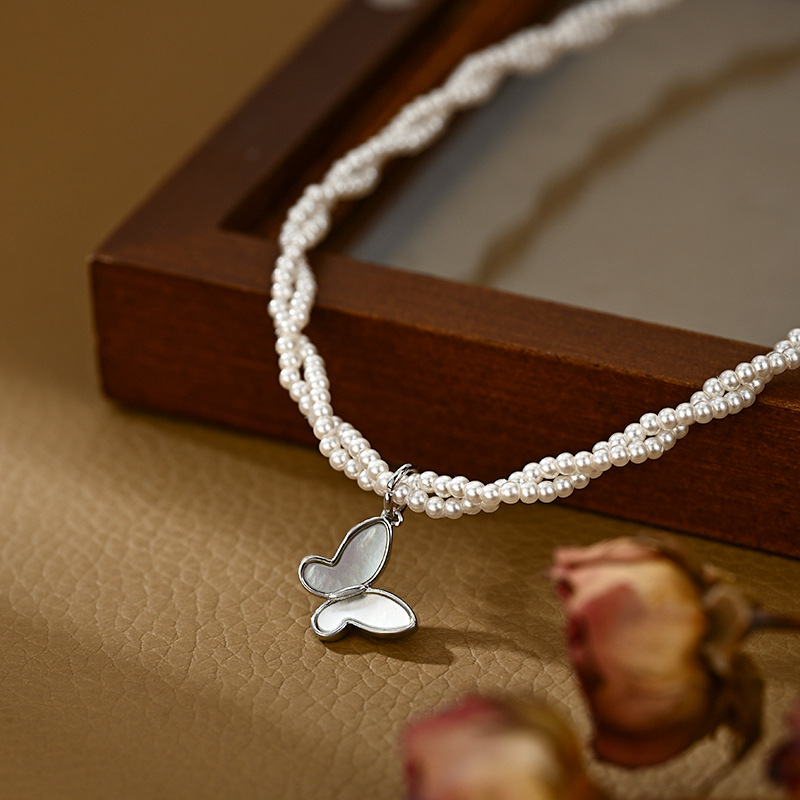 2025 New Retro French-style Pearl Necklace for Women, Korean Fashion Design, Natural Shell Butterfly Collarbone Chai3