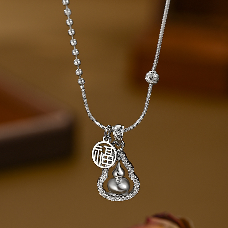 2025 New Style Real Gold Plated Micro-set Cubic Zirconia Elegant Collarbone Chain for Women, High-end Gourd Necklace, Versatile2