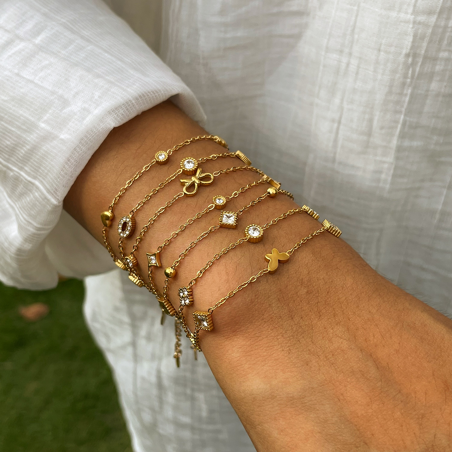 Fashion Bracelet for Women Stainless Steel Exquisite Versatile Commuting Style Bowknot Elegant Titanium Steel Jewelry Wholesale