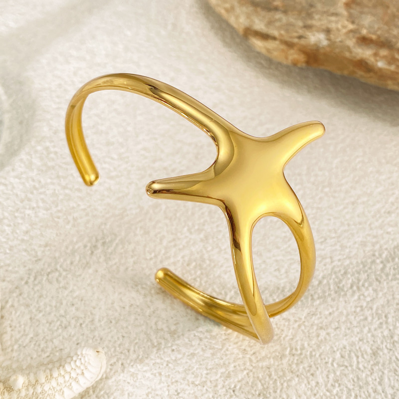 Fashion Retro Bracelet for Women Stainless Steel Unique Design Sense Five-Pointed Star Versatile Titanium Steel Open Bracelet