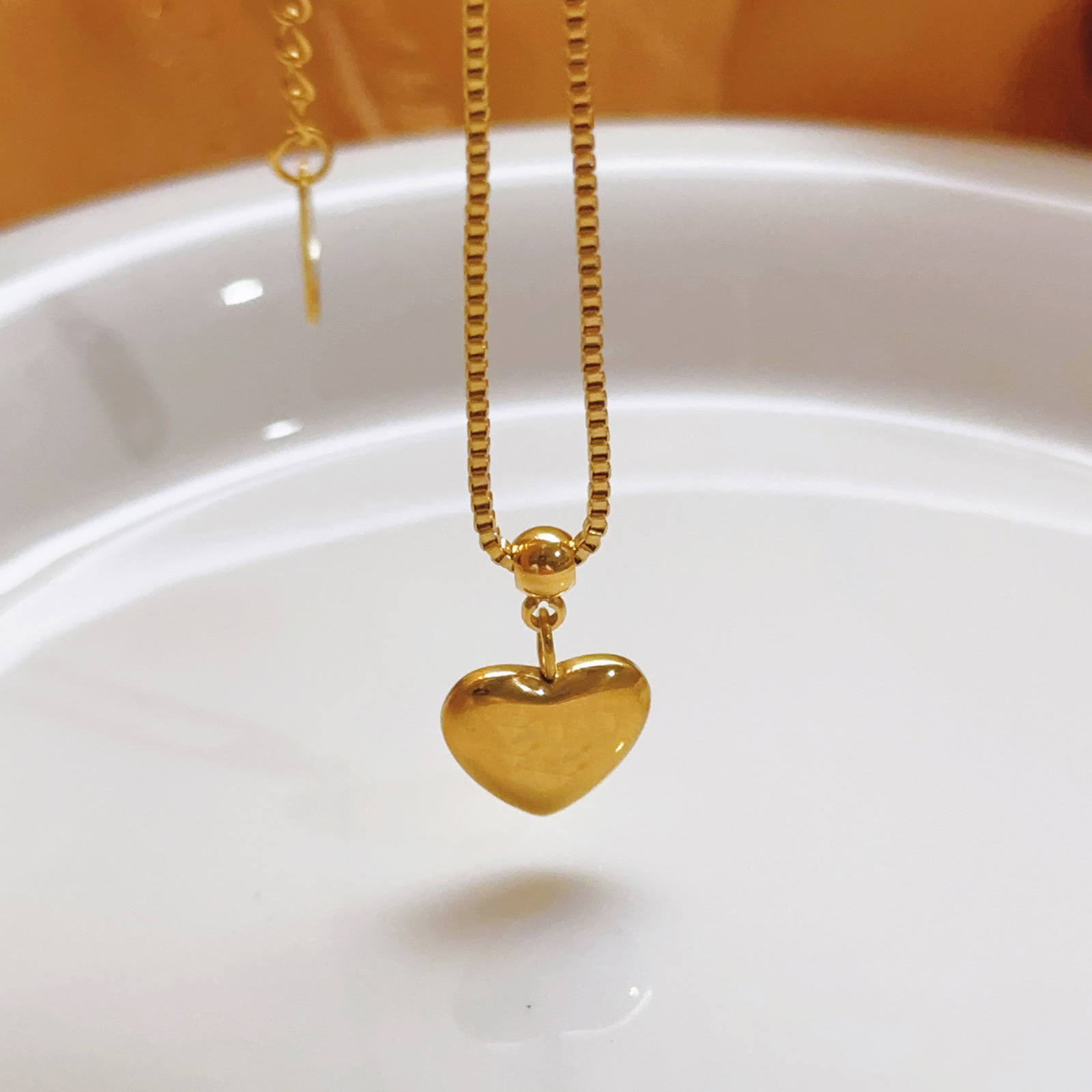 European and American Cross-Border New Heart Necklace Women’s Set High-End Versatile Design Light Luxury Non-Fading Versatile Jewelry